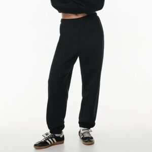 Aritzia TNA Black Cozy Fleece Mega Sweatpant, size M